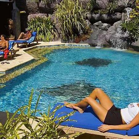 Manta Ray Bay Resort Колониа Экстерьер фото